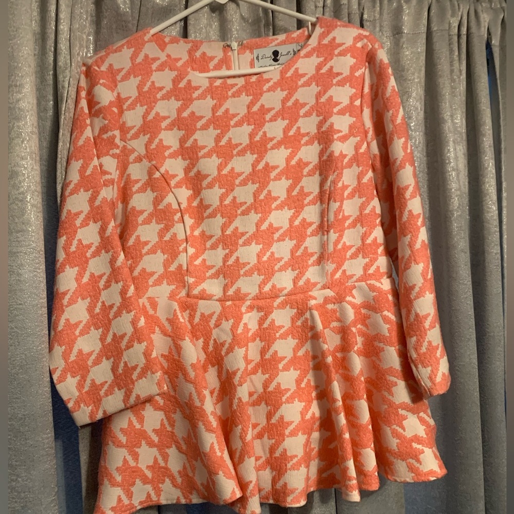 Dainty Jewells skirt and shirt outfit.